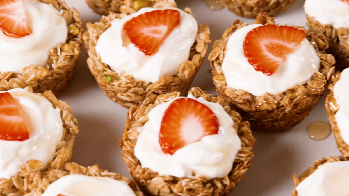 Video player poster image preview for Granola Cups