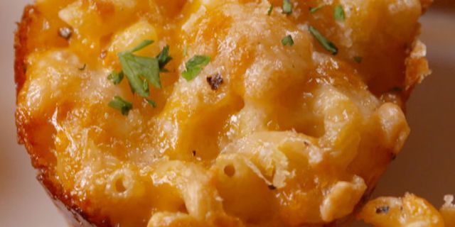 MUFFIN TIN MAC & CHEESE — 600 ACRES