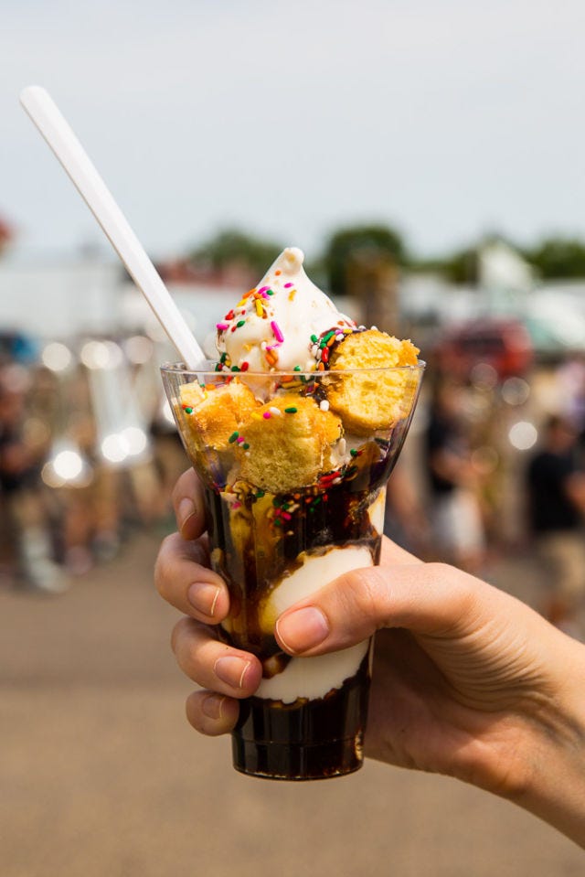 Cuisine, Food, Dessert, Ingredient, Sweetness, Dish, Cone, Garnish, Dairy, Fast food, 