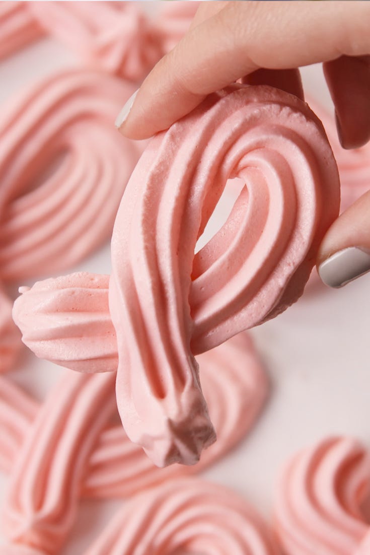 pink-meringues-pin