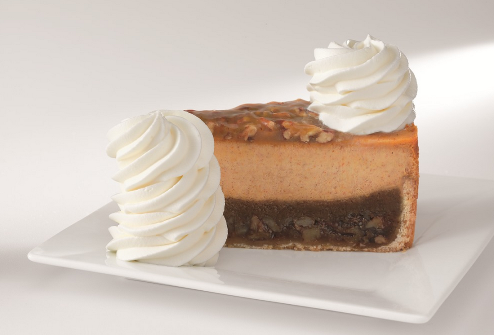 Food, Cuisine, Sweetness, Dessert, Ingredient, Baked goods, Dish, Whipped cream, Dairy, Cream cheese, 