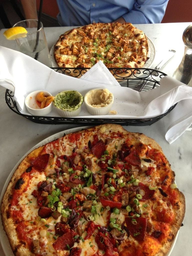 Pizza By Elizabeth DE