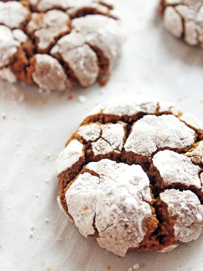 Food, Dish, Cuisine, Dessert, Baked goods, Gluten, Ingredient, Cookie, Ricciarelli, Powdered sugar, 