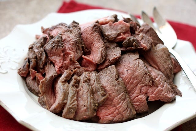 Dish, Food, Cuisine, Ingredient, Roast beef, Beef, Meat, Brisket, Red meat, Flat iron steak, 