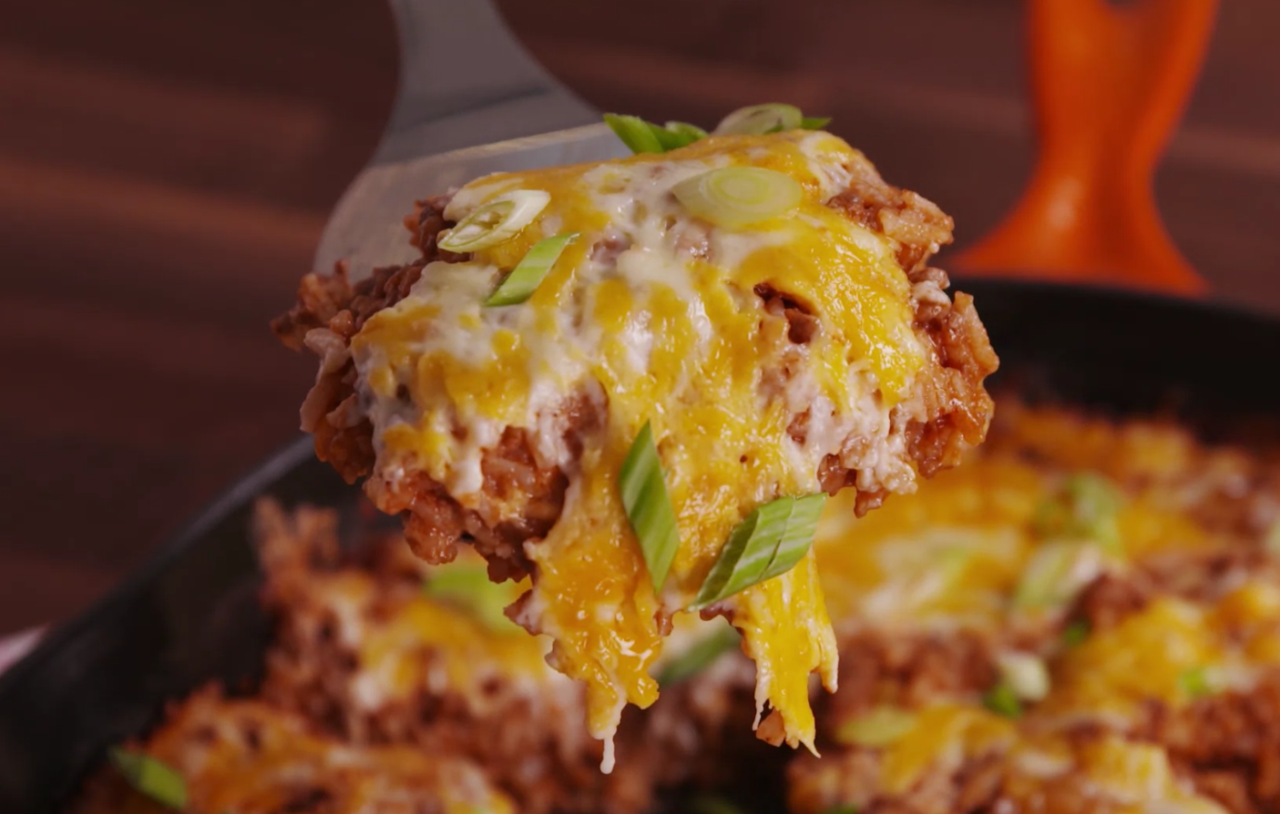 Best Cheesy Taco Skillet Recipe - How To Make Cheesy Taco Skillet Dinner