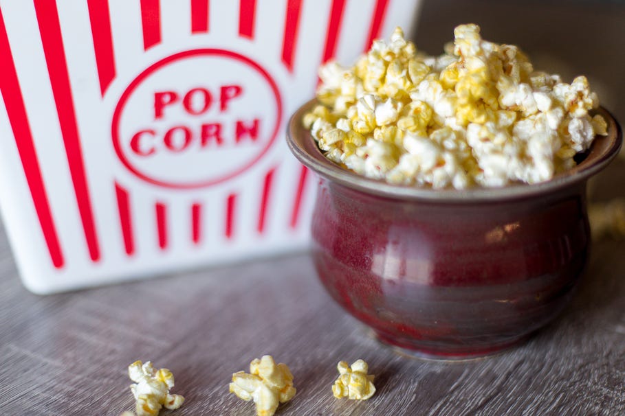 Popcorn, Kettle corn, Yellow, Food, Ingredient, Cuisine, Recipe, Dish, Produce, Snack, 