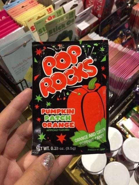 Finger, Nail, Thumb, Paper product, Stationery, 