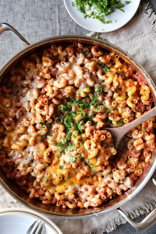 Best Skillet Cheeseburger Mac and Cheese Recipe - How To Make Skillet ...