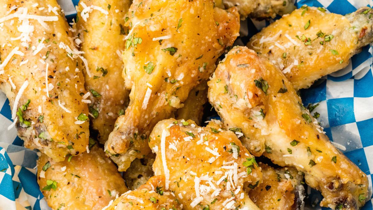 preview for Garlic Parmesan Wings