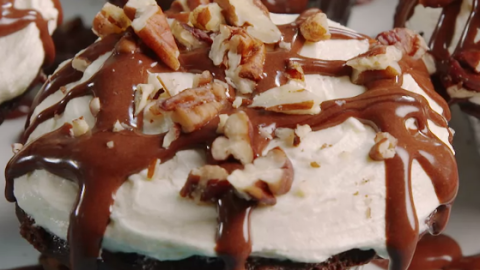 preview for Mississippi Mud Cakes