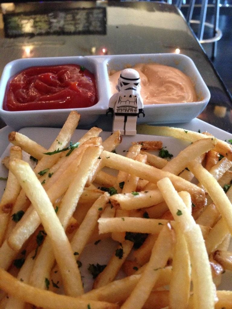 Food, Cuisine, Fried food, Ketchup, Ingredient, Dish, French fries, Tableware, Deep frying, Meal, 