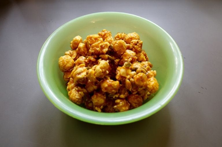 Food, Popcorn, Recipe, Vegetarian food, Fast food, Caramel corn, Comfort food, Snack, Cauliflower, 