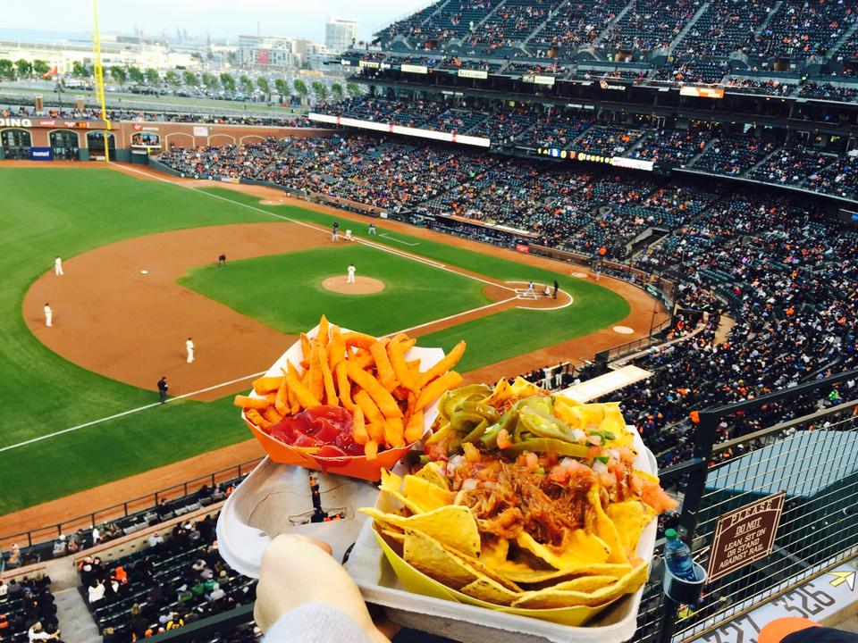 Sport venue, Grass, College baseball, Baseball field, Stadium, Team sport, Ball game, Bat-and-ball games, Competition event, Cuisine, 