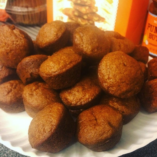 Food, Cuisine, Finger food, Dish, Snack, Baked goods, Recipe, Ingredient, Plate, Side dish, 