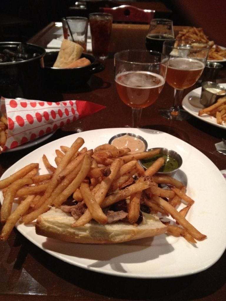 Food, Brown, Tableware, Barware, Fried food, Drink, Drinkware, Serveware, Dishware, Meal, 