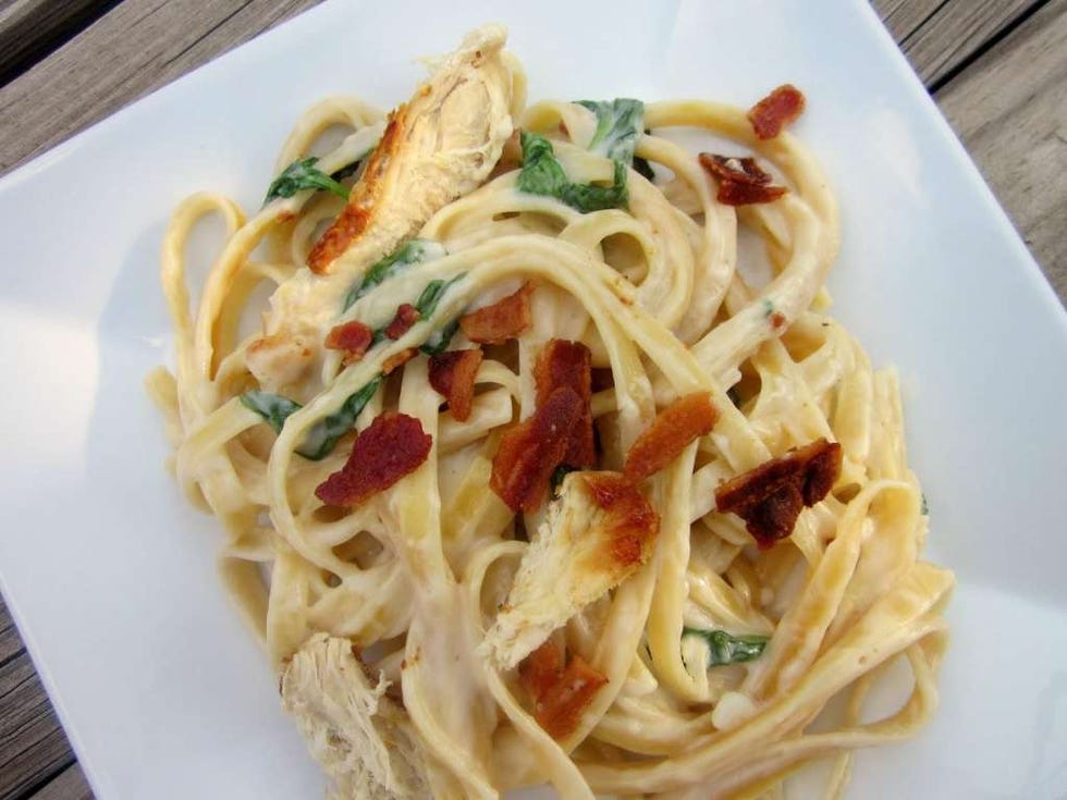 Food, Cuisine, Spaghetti, Noodle, Ingredient, Pasta, Al dente, Chinese noodles, Recipe, Dishware, 