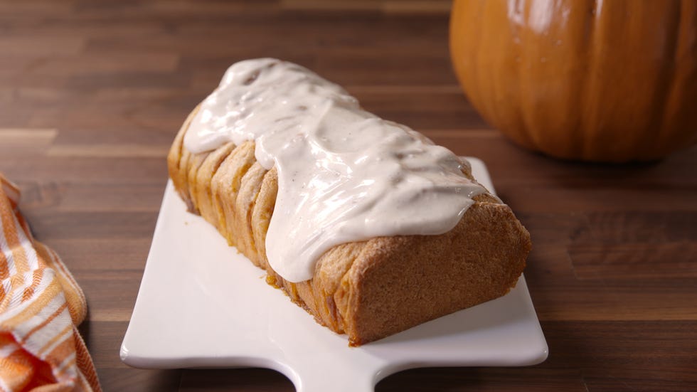 Pumpkin Spice Pull-Apart Bread