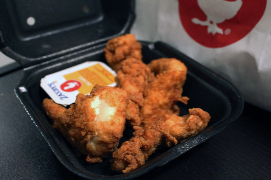 Food, Finger food, Fried food, Deep frying, Recipe, Carmine, Fried chicken, Chicken meat, Cooking, Fast food, 