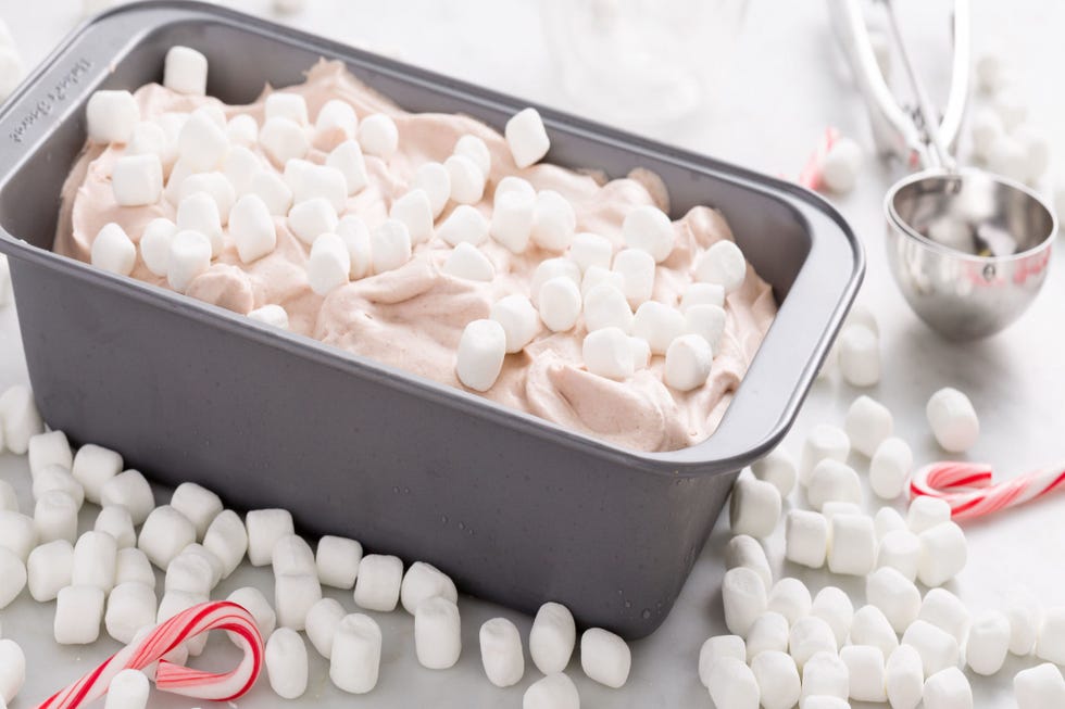 delish-hot-cocoa-no-churn-ice-cream