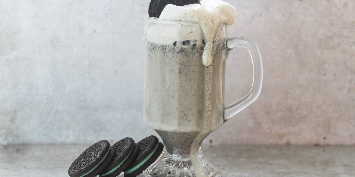 Oreo Mint White Hot Chocolate