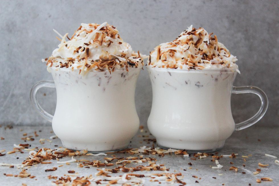 Best Toasted Coconut Hot Chocolate Recipe-How to Make Toasted Coconut