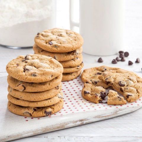 8 Things You Need To Know Before Eating Mrs. Fields Cookies