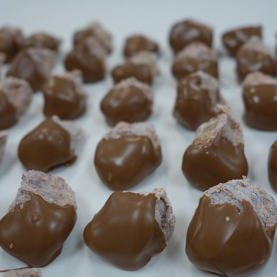 Food, Brown, Cuisine, Sweetness, Dessert, Confectionery, Chocolate, Ingredient, Recipe, Snack, 