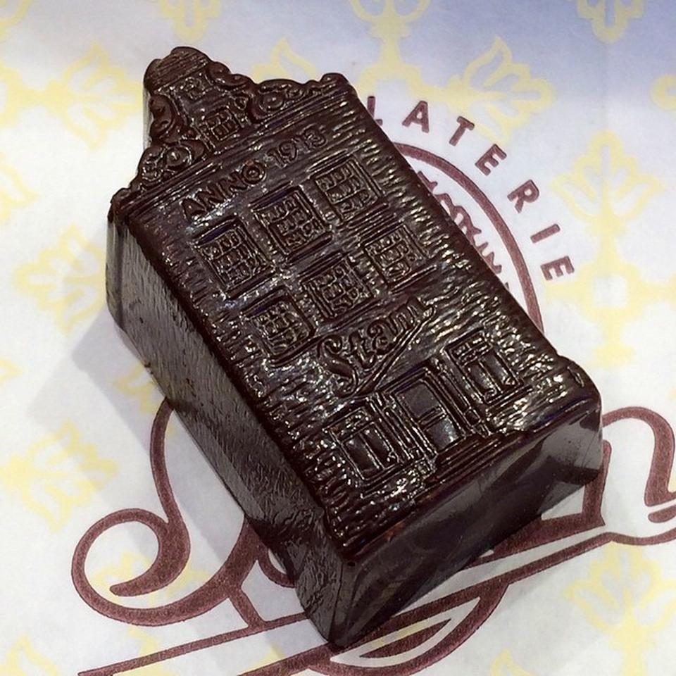 Dessert, Cuisine, Snack, Sweetness, Baked goods, Cake, Chocolate, 