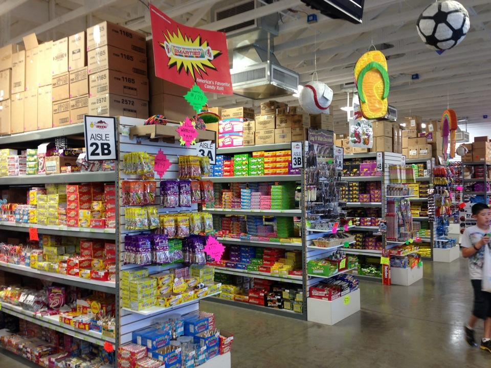 Retail, Convenience store, Supermarket, Grocery store, Logo, Trade, Flag, Marketplace, Food storage, Market, 