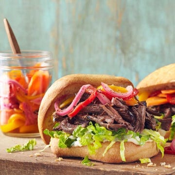 slow cooker roast beef sandwiches recipe country living