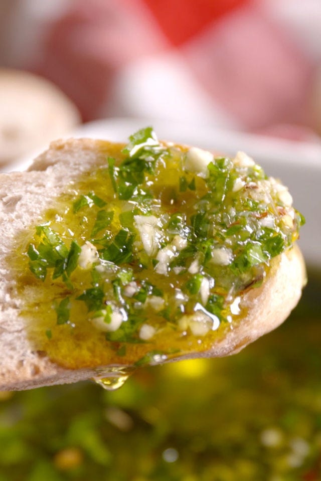garlicky dipping oil vertical