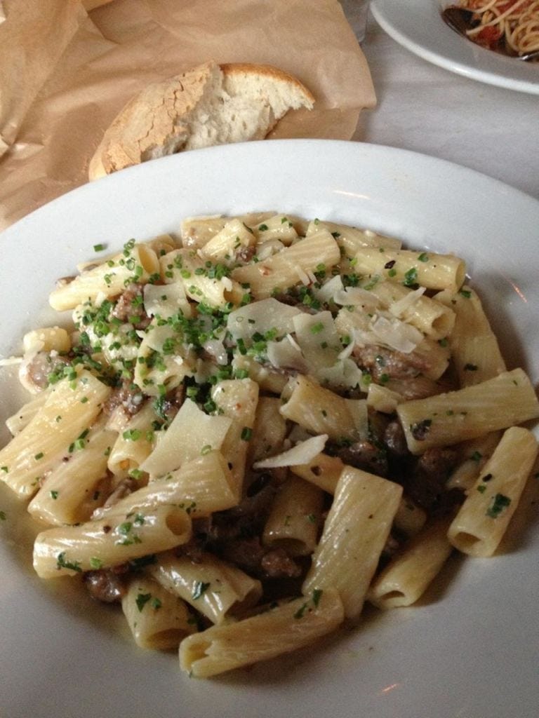 Pasta, Food, Cuisine, Dish, Ingredient, Recipe, Dishware, Penne, Mostaccioli, Tableware, 