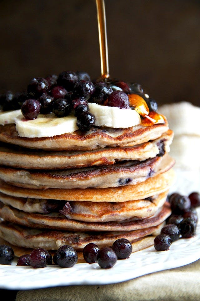 Dish, Food, Pancake, Ingredient, Breakfast, Cuisine, Berry, Meal, Produce, Dessert, 