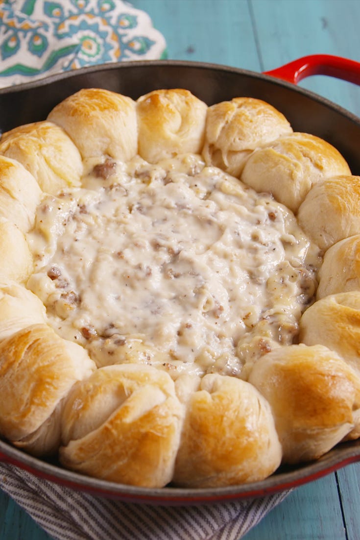 biscuit and gravy ring