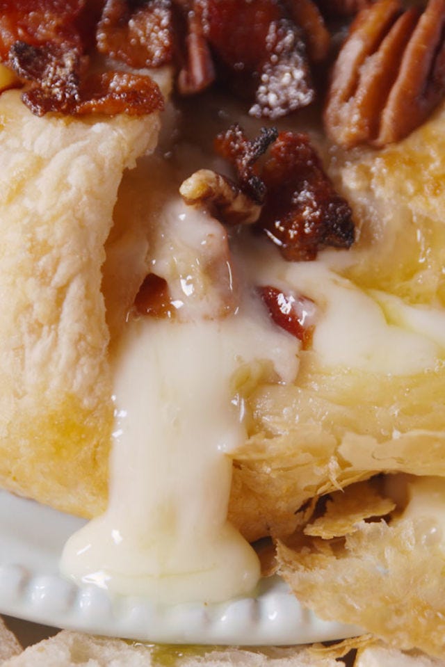 maple-bacon-baked-brie