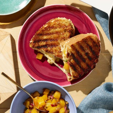 grilled cheese with peach and mango tea chutney
