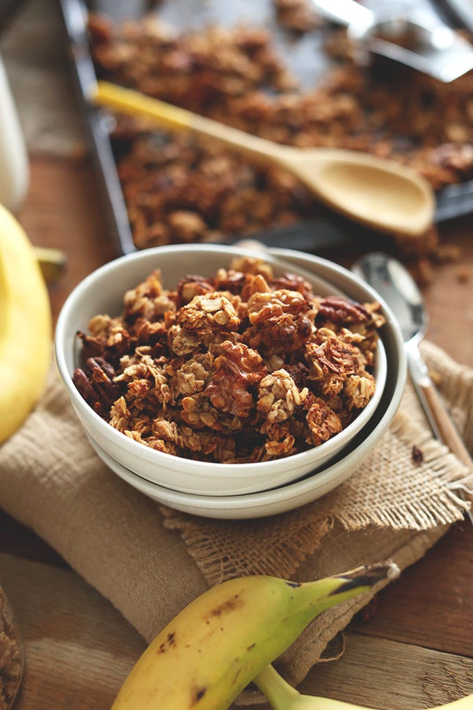 Dish, Food, Cuisine, Ingredient, Granola, Apple crisp, Meal, Produce, Crumble, Breakfast, 