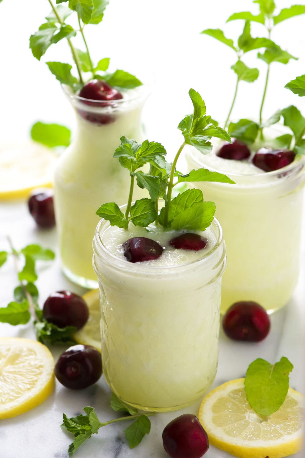 Food, Lime, Ingredient, Drink, Health shake, Plant, Juice, Dish, Lemon basil, Produce, 