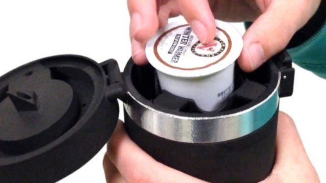 Finger, Nail, Thumb, Technology, Wrist, Circle, Machine, Bottle cap, Small appliance, Kitchen appliance accessory, 