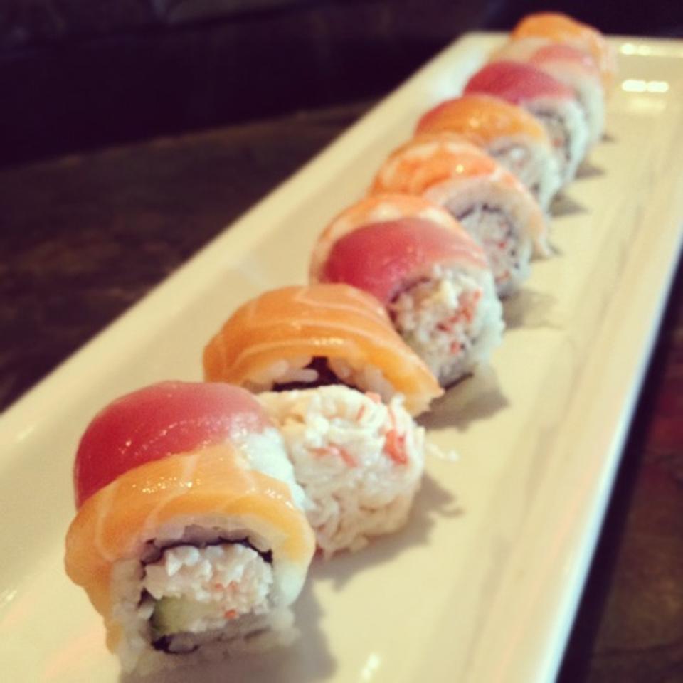 Cuisine, Sushi, Food, Rice, Ingredient, Tableware, Steamed rice, White rice, Plate, Dish, 