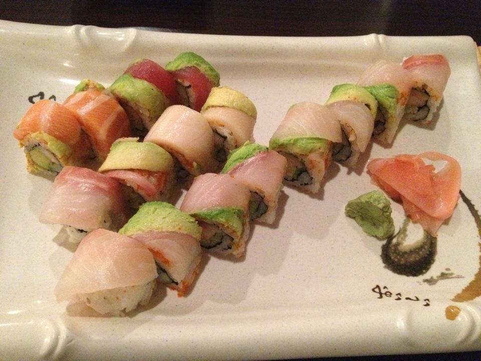 Cuisine, Food, Ingredient, Sushi, Dish, Finger food, Dishware, Recipe, Fish slice, Japanese cuisine, 