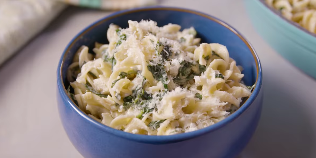 Creamed Spinach and Artichoke Noodles