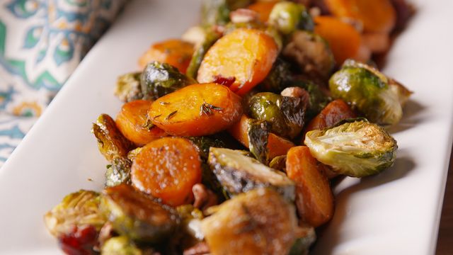 Don't Throw Away Charred Baking Sheets. Use Them To Brown Veggies