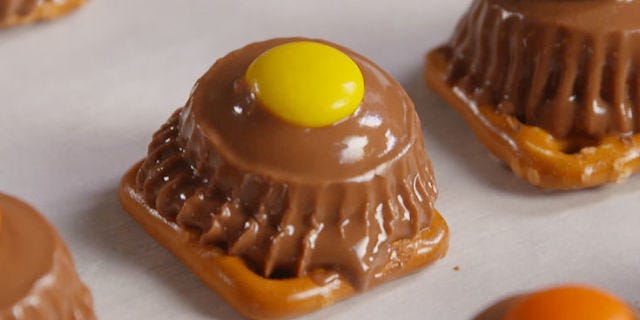 Reese's Pretzel Bites
