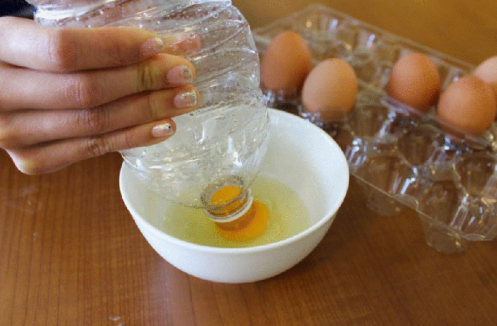 Serveware, Ingredient, Nail, Orange, Egg, Peach, Egg, Oil, Peanut oil, Bowl, 