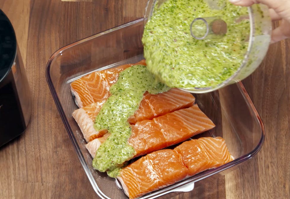 Food, Cuisine, Dish, Ingredient, Tableware, Fish slice, Green sauce, Seafood, Salmon, Smoked salmon, 