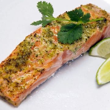 Food, Lemon, Plate, Leaf, Cuisine, Citrus, Ingredient, Dish, Tableware, Produce, 