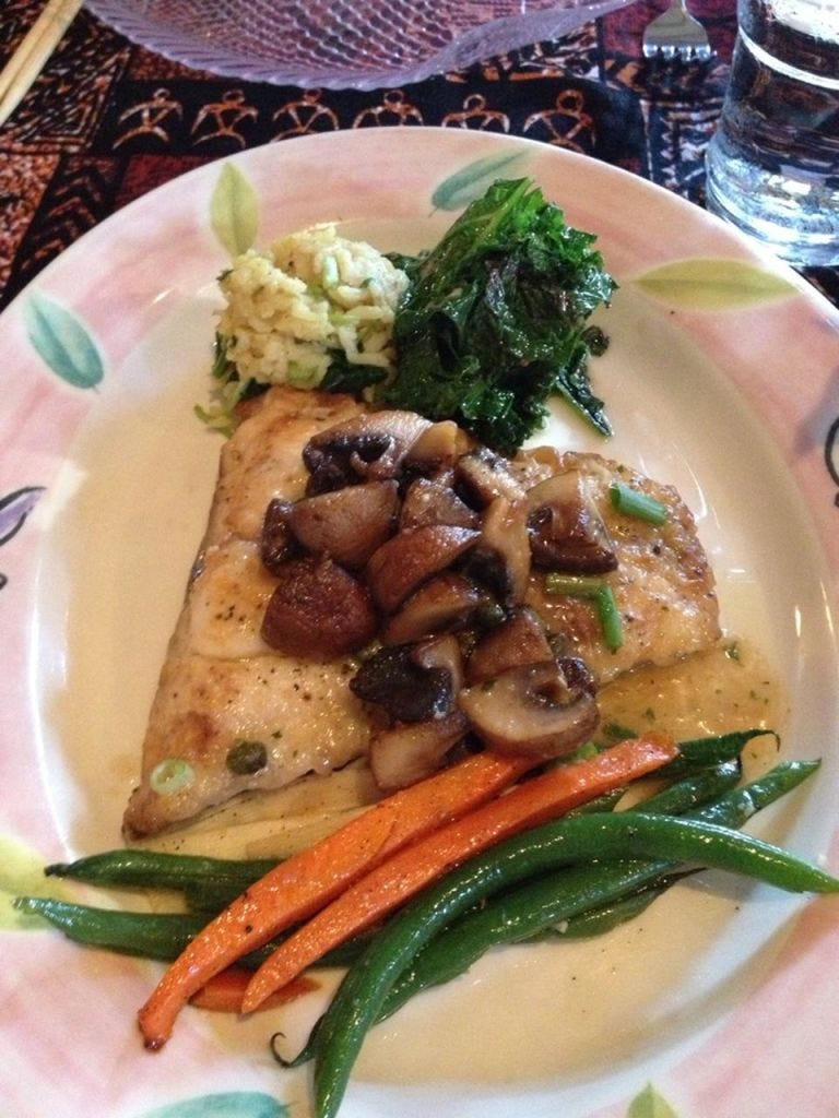 Food, Cuisine, Ingredient, Dishware, Dish, Tableware, Produce, Water bottle, Drinking water, Meal, 