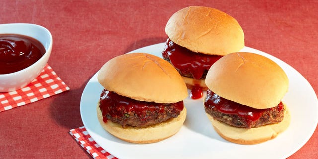 Food, Finger food, Ingredient, Cuisine, Red, Baked goods, Serveware, Dishware, Breakfast, Bun, Food, Finger food, Ingredient, Cuisine, Red, Baked goods, Serveware, Dishware, Breakfast, Bun,