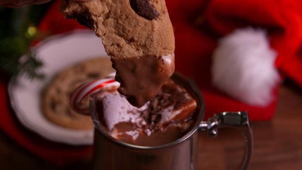 Santa Clause-inspired hot cocoa